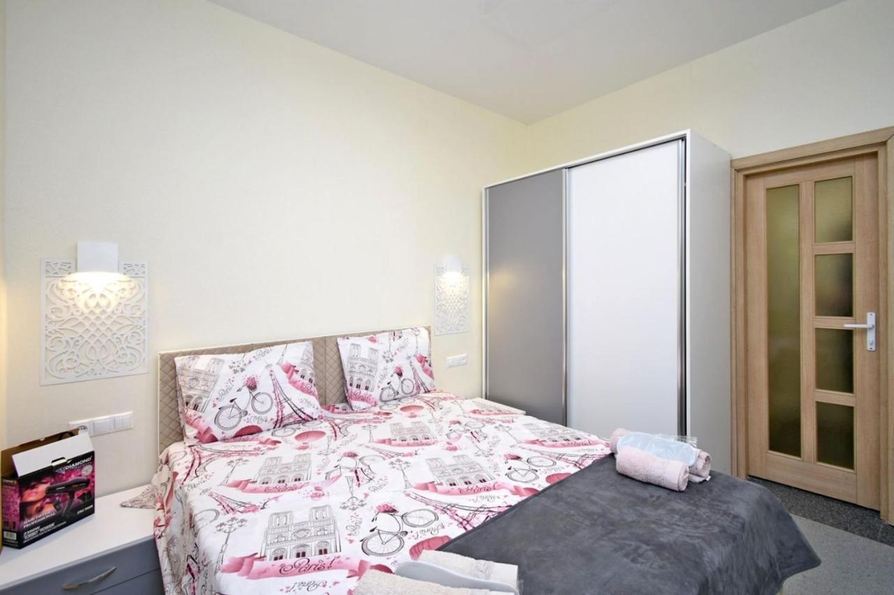 Красивая Квартира На Комитас 55 Ereván Exterior foto